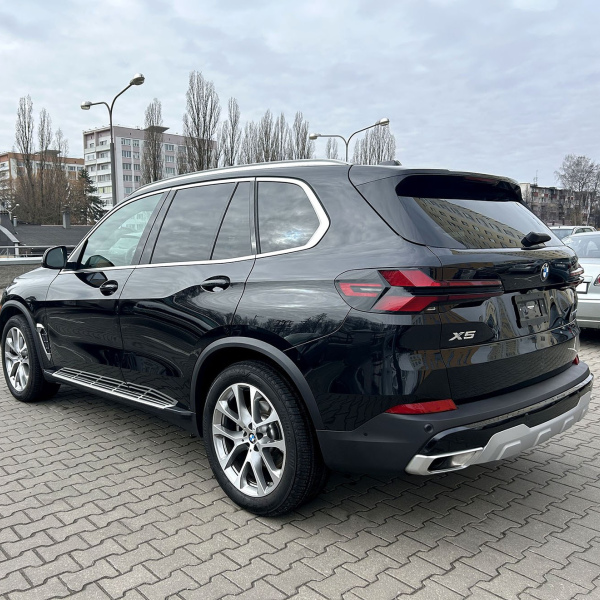 BMW X5 40i 2023