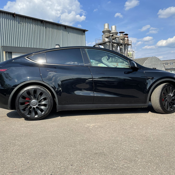 Tesla Model Y 2020