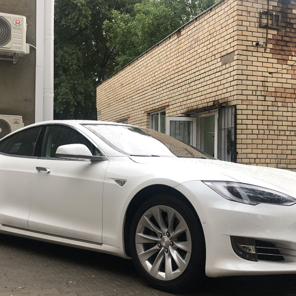 Tesla Model S 75D 2019